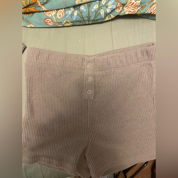 pj set - Picture 2 of 3